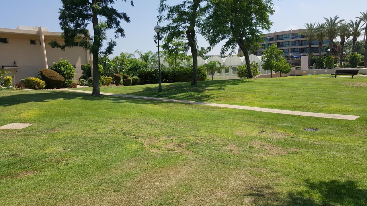 Neot Golf Caesarea Garden Apartment 外观 照片